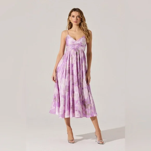 Astr | Dresses | Astr The Label Maeve Pleated Midi Dress In Purple Shadow Floral | Poshmark Astr | Dresses | Astr The Label Maeve Pleated Midi Dress In Purple Shadow Floral | Poshmark